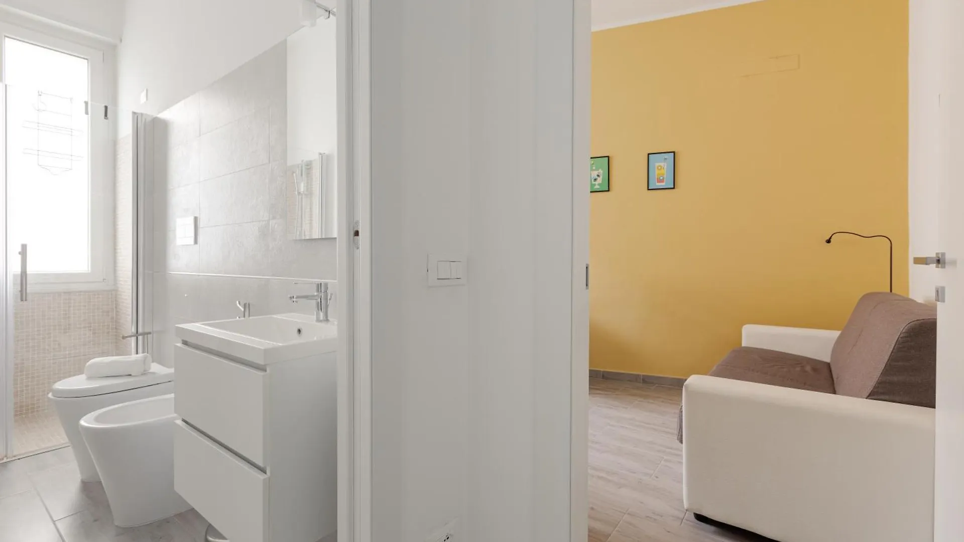 Apartment Martesana Cosy Apartment- M1 Gorla Red Line Milan