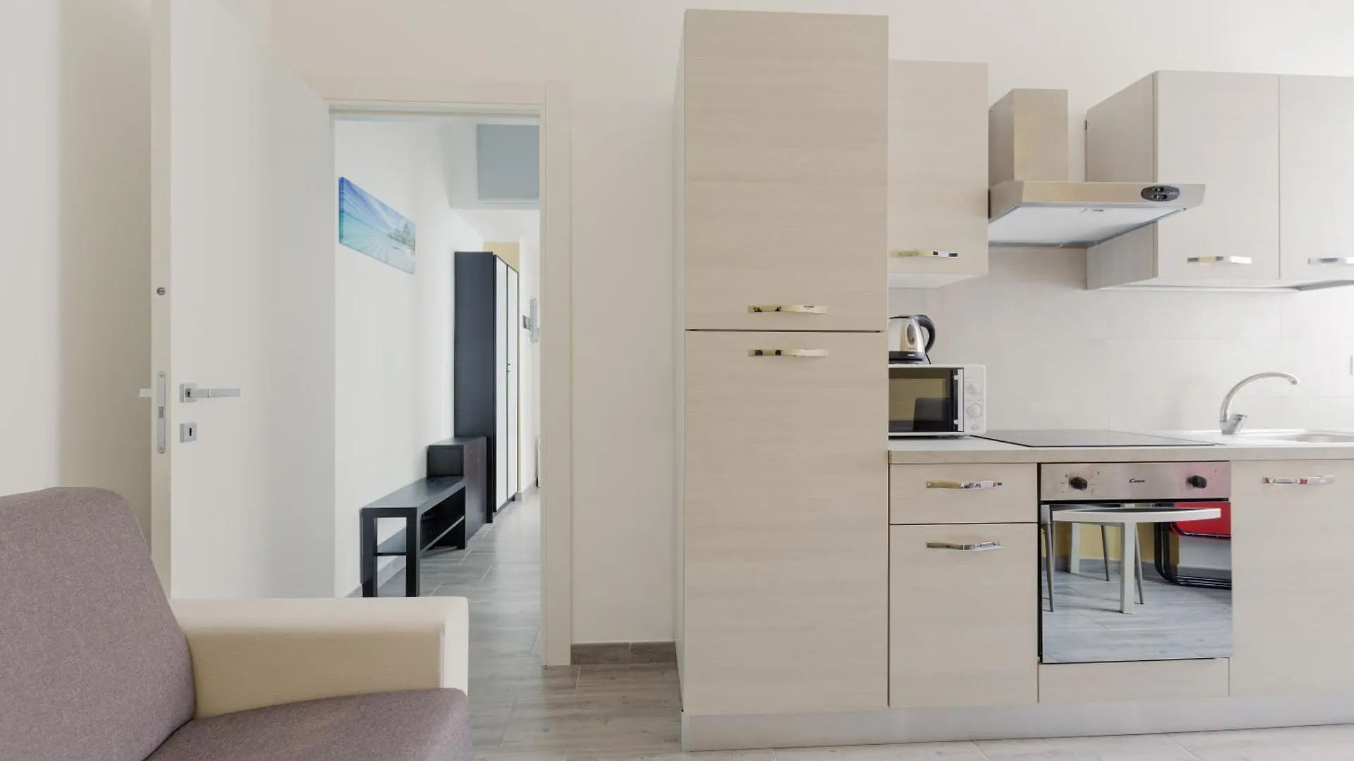 Martesana Cosy Apartment- M1 Gorla Red Line Milan