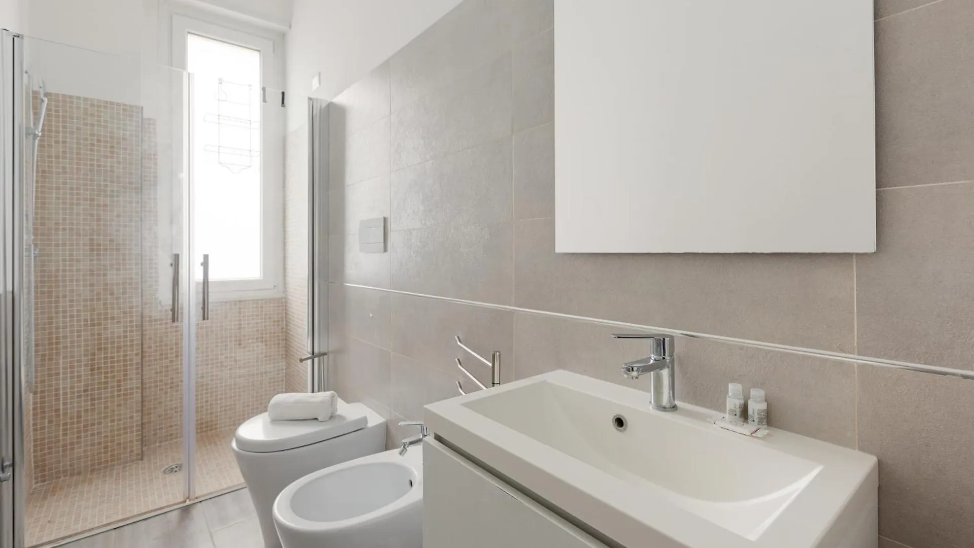 Martesana Cosy Apartment- M1 Gorla Red Line Milan 0*,