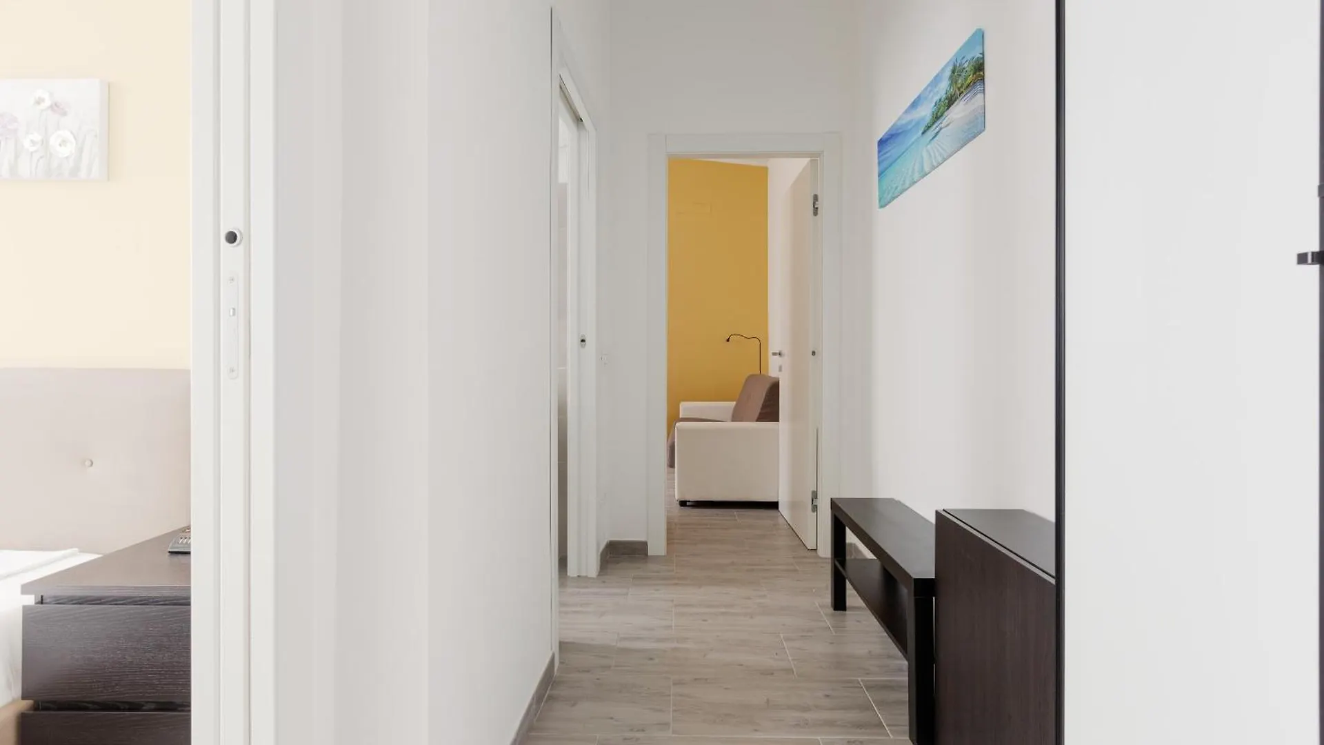 Martesana Cosy Apartment- M1 Gorla Red Line Milan 0*,  Italy